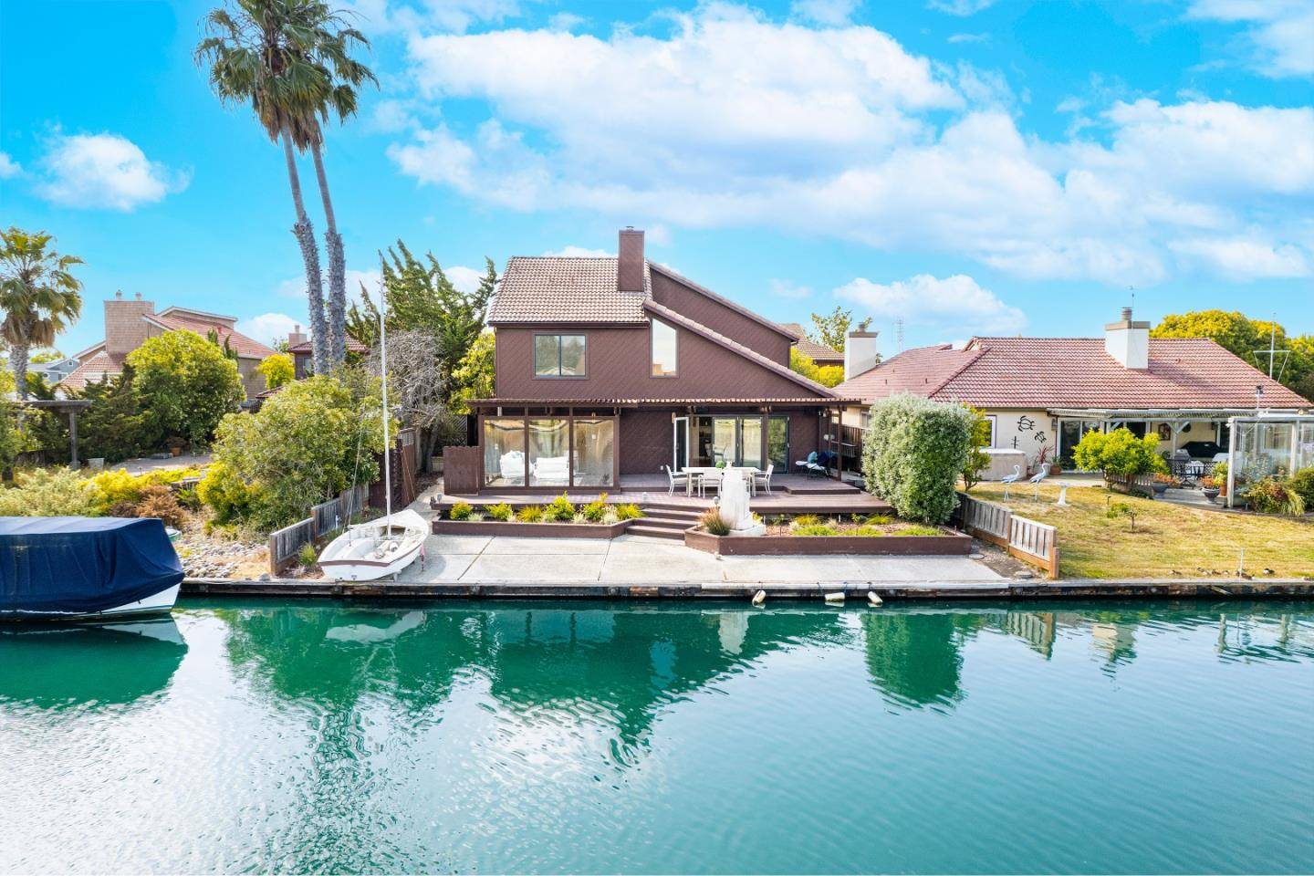 Foster City, CA 94404,707 Santa Cruz LN