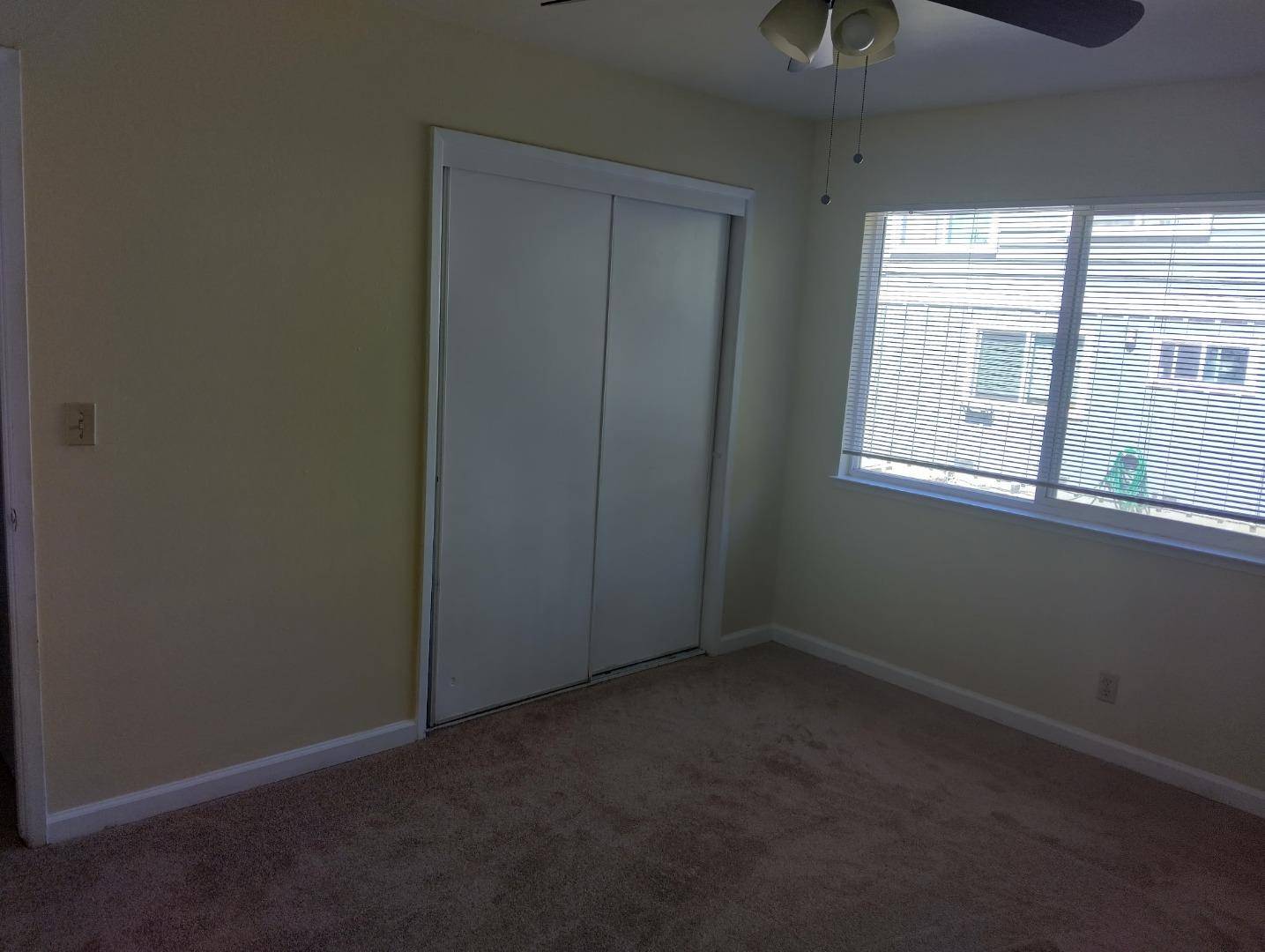 Redwood City, CA 94061,1443 Kentfield AVE 1