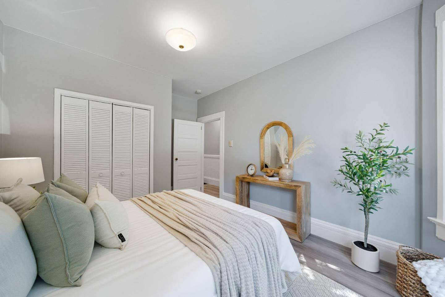 San Francisco, CA 94131,438 30th ST
