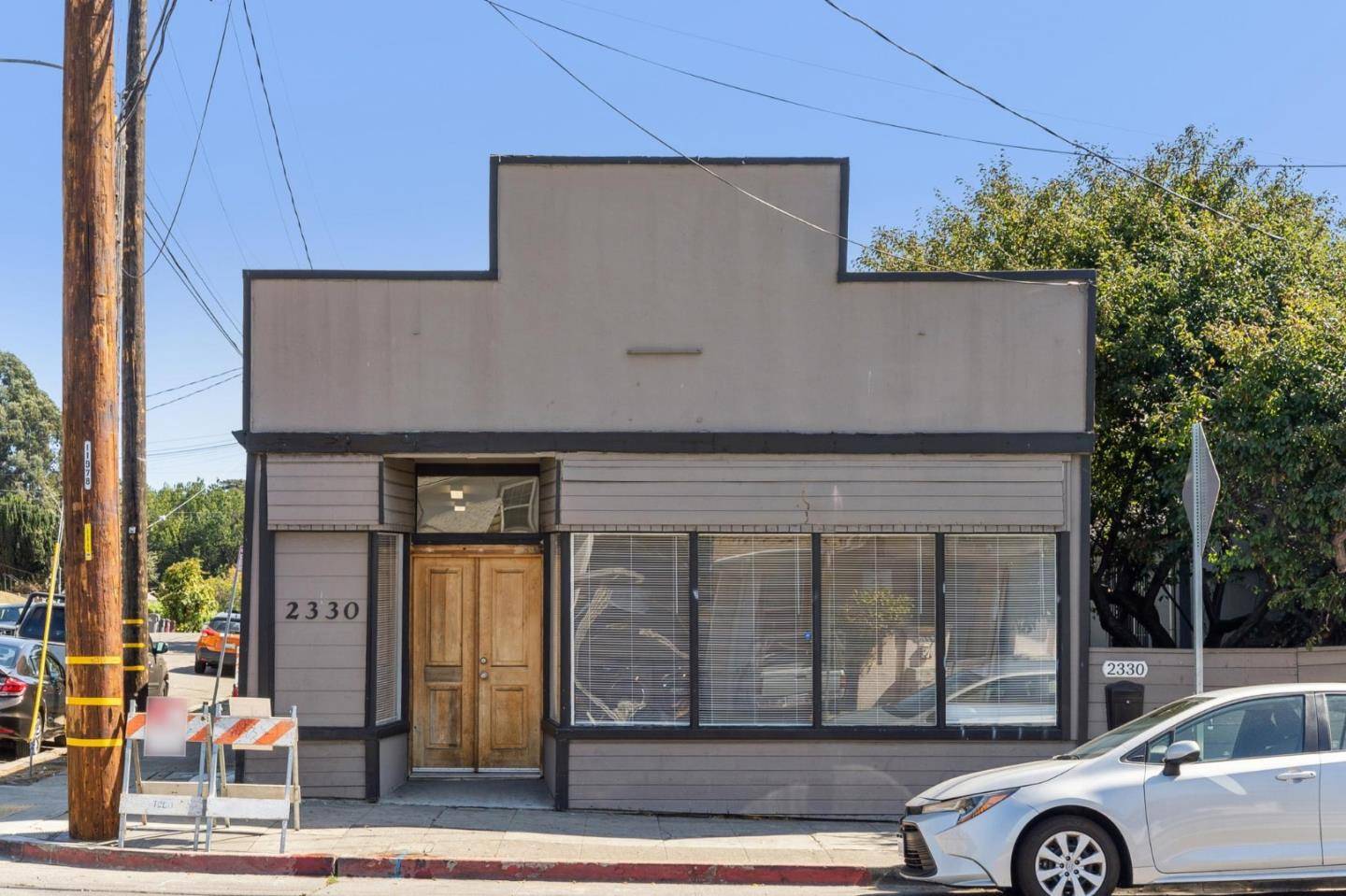 Oakland, CA 94601,2330 35th AVE