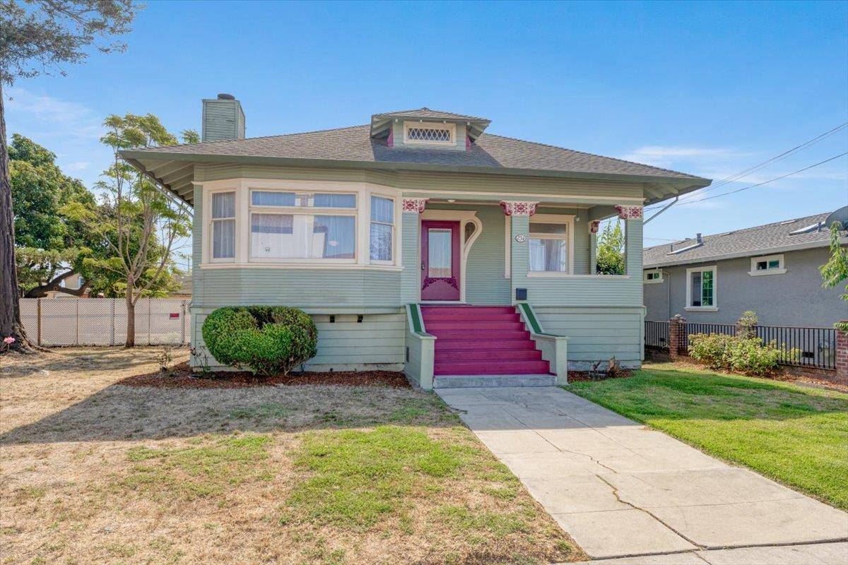 Watsonville, CA 95076,234 Maple AVE