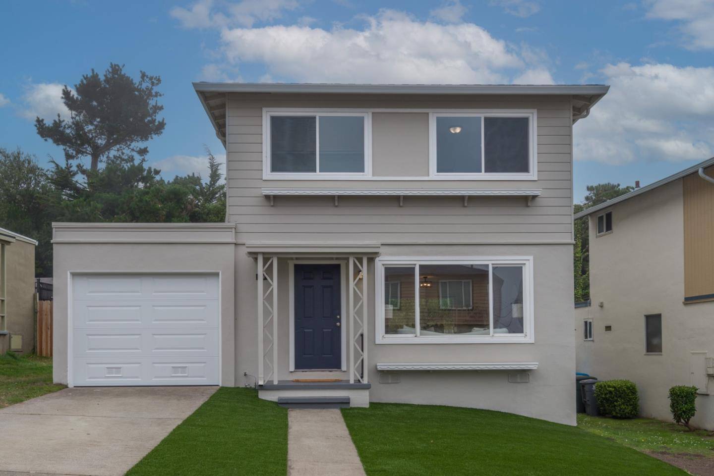 Pacifica, CA 94044,618 Foothill DR