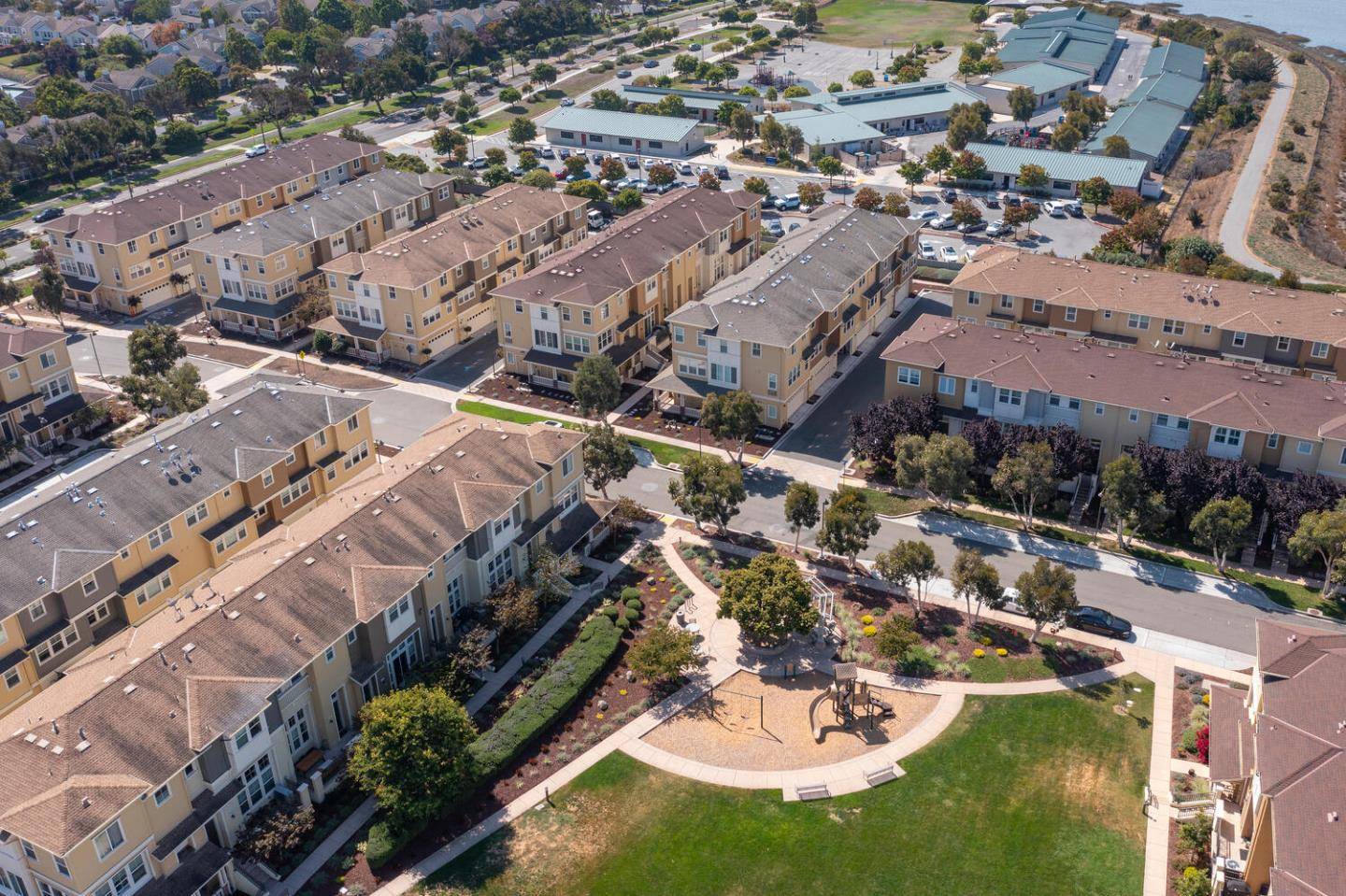 Redwood Shores, CA 94065,31 Bremerton CIR