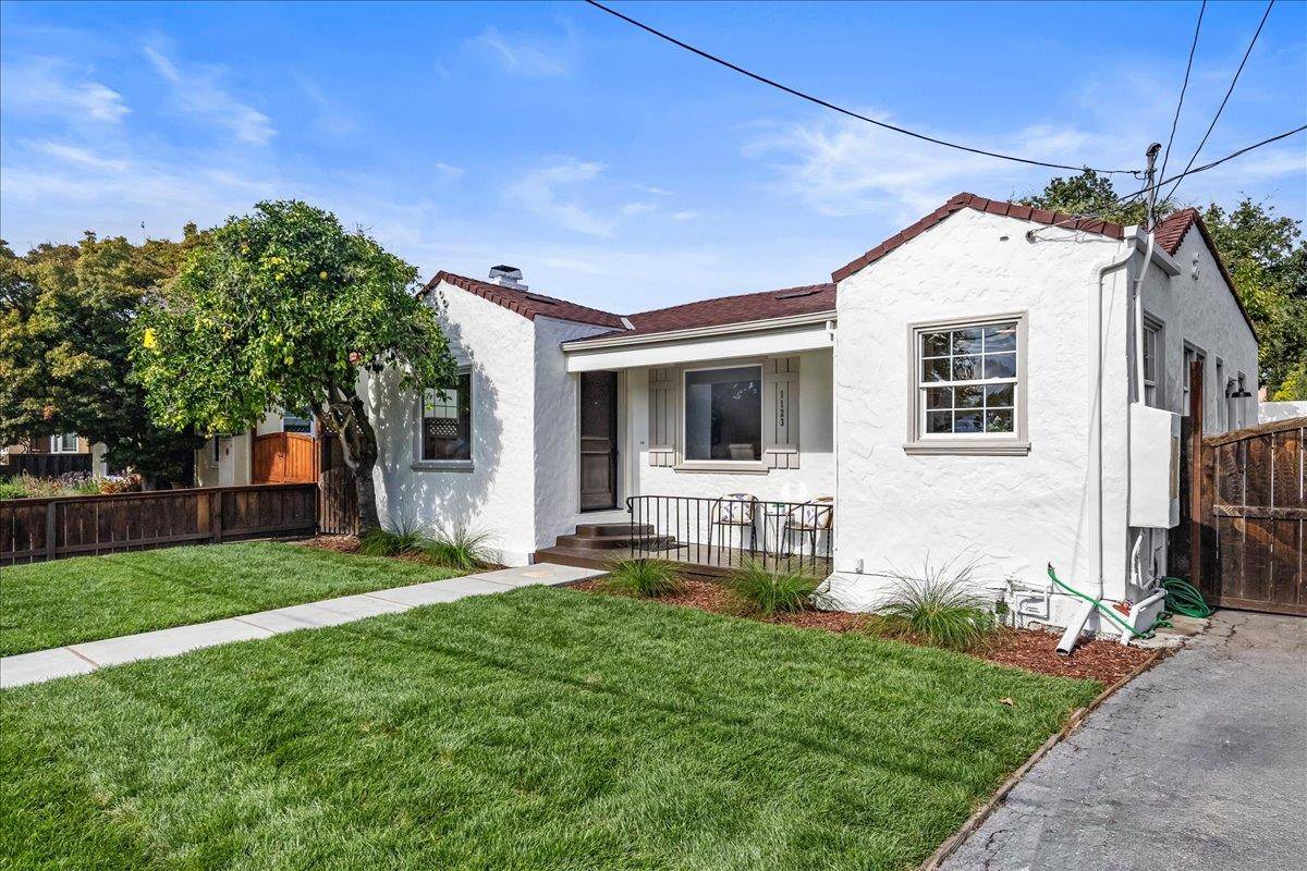 Redwood City, CA 94061,1123 Fay ST