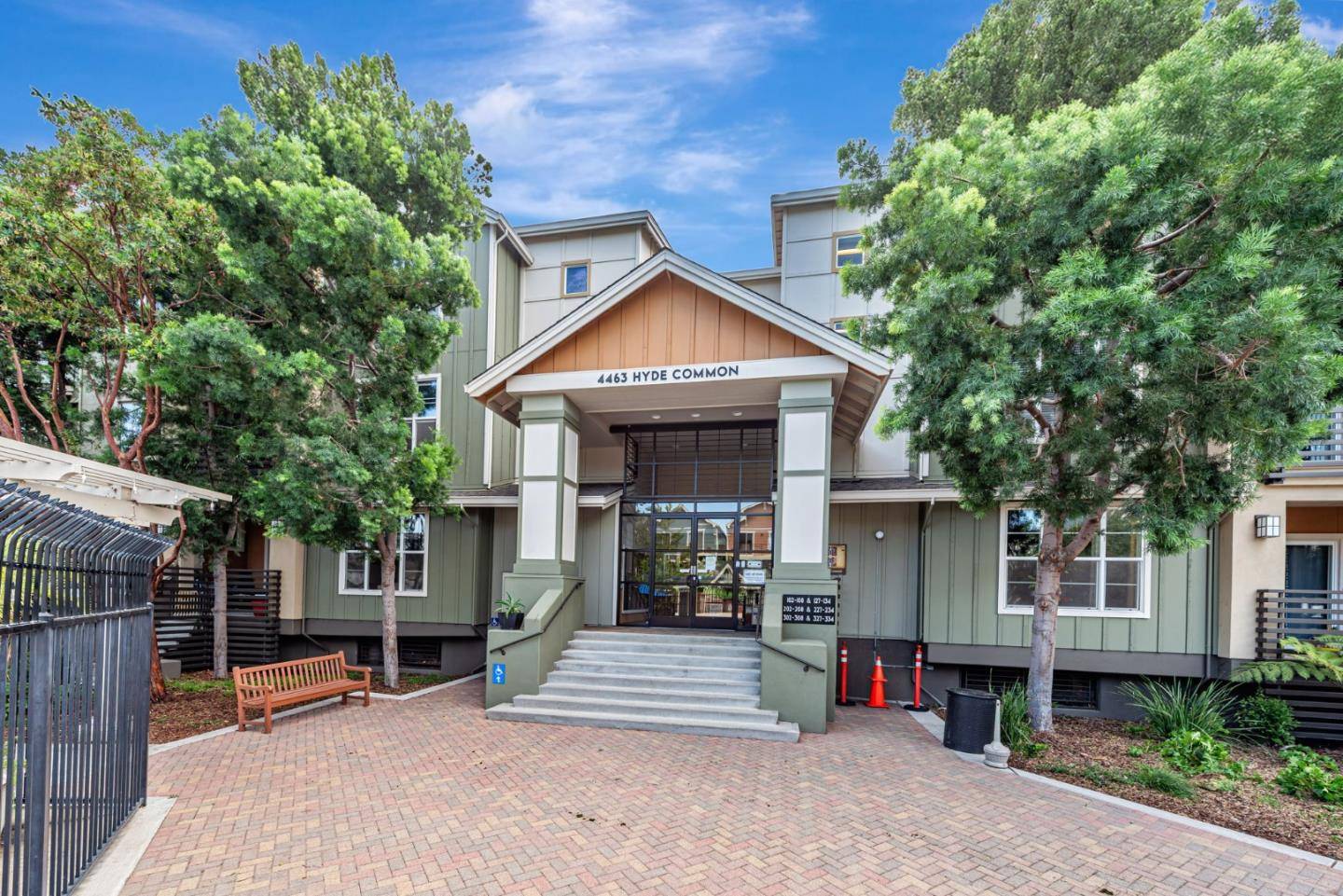 Fremont, CA 94538,4463 Hyde CMN 306