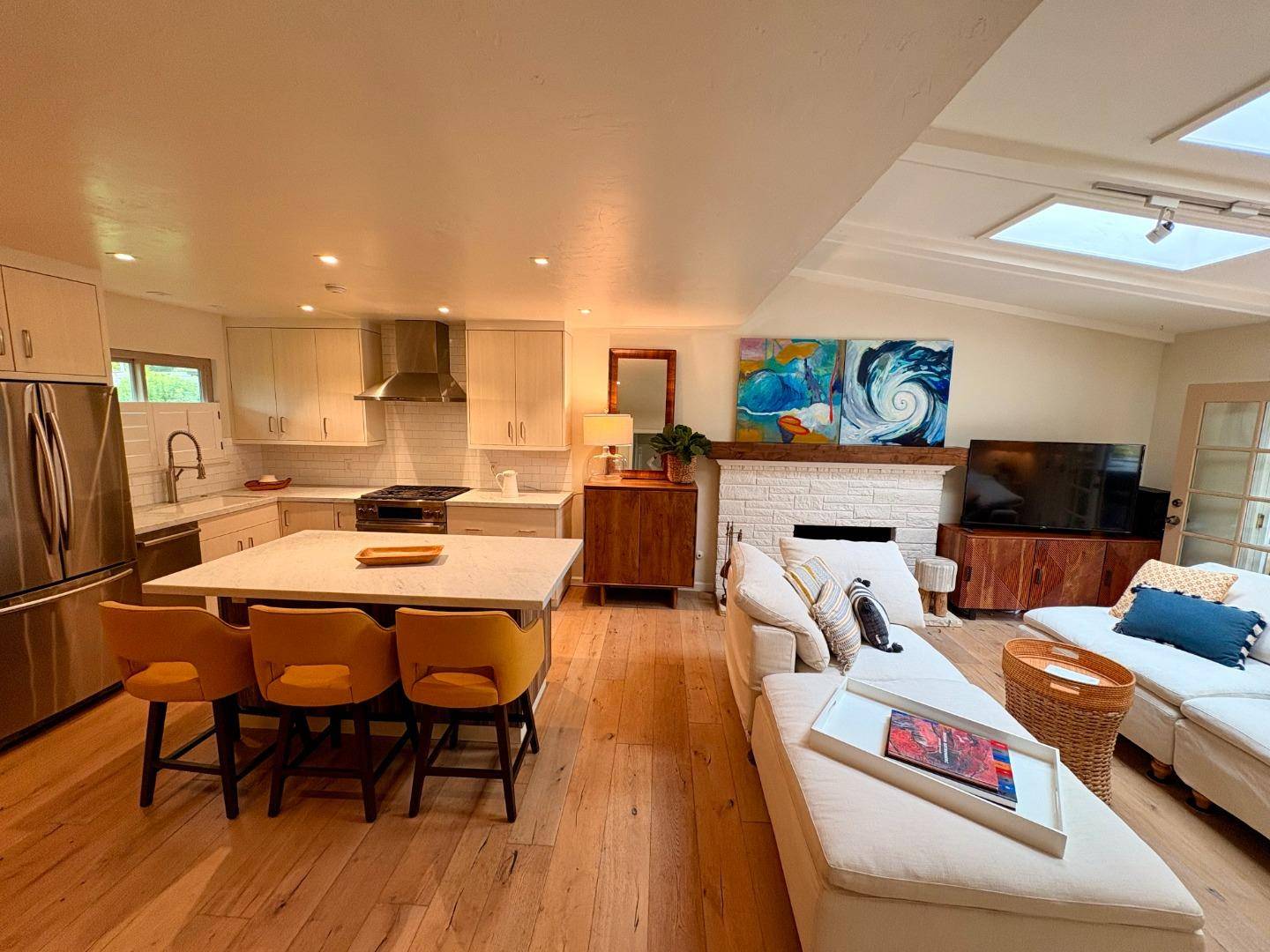 Carmel, CA 93923,222 Hacienda Carmel