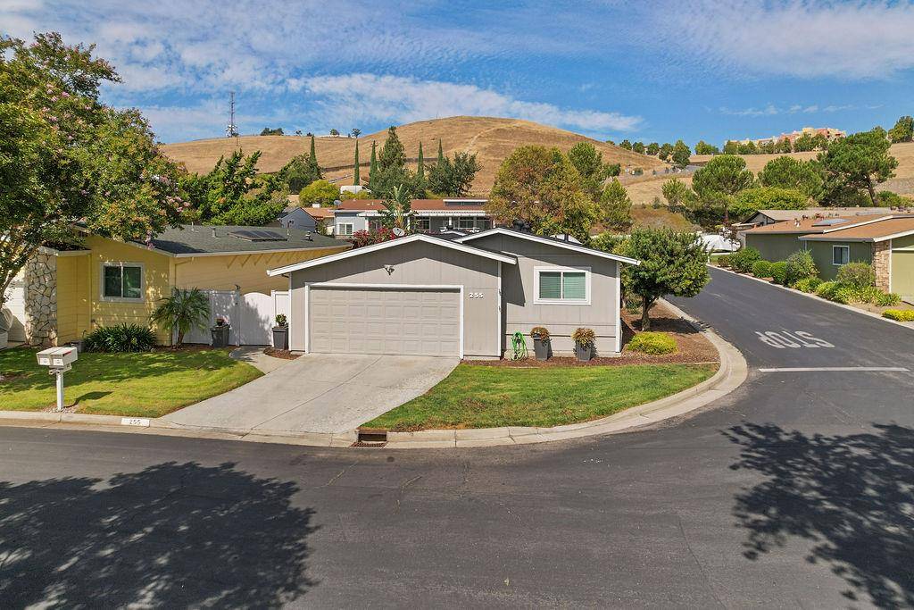 San Jose, CA 95131,255 Mountain Springs DR 255