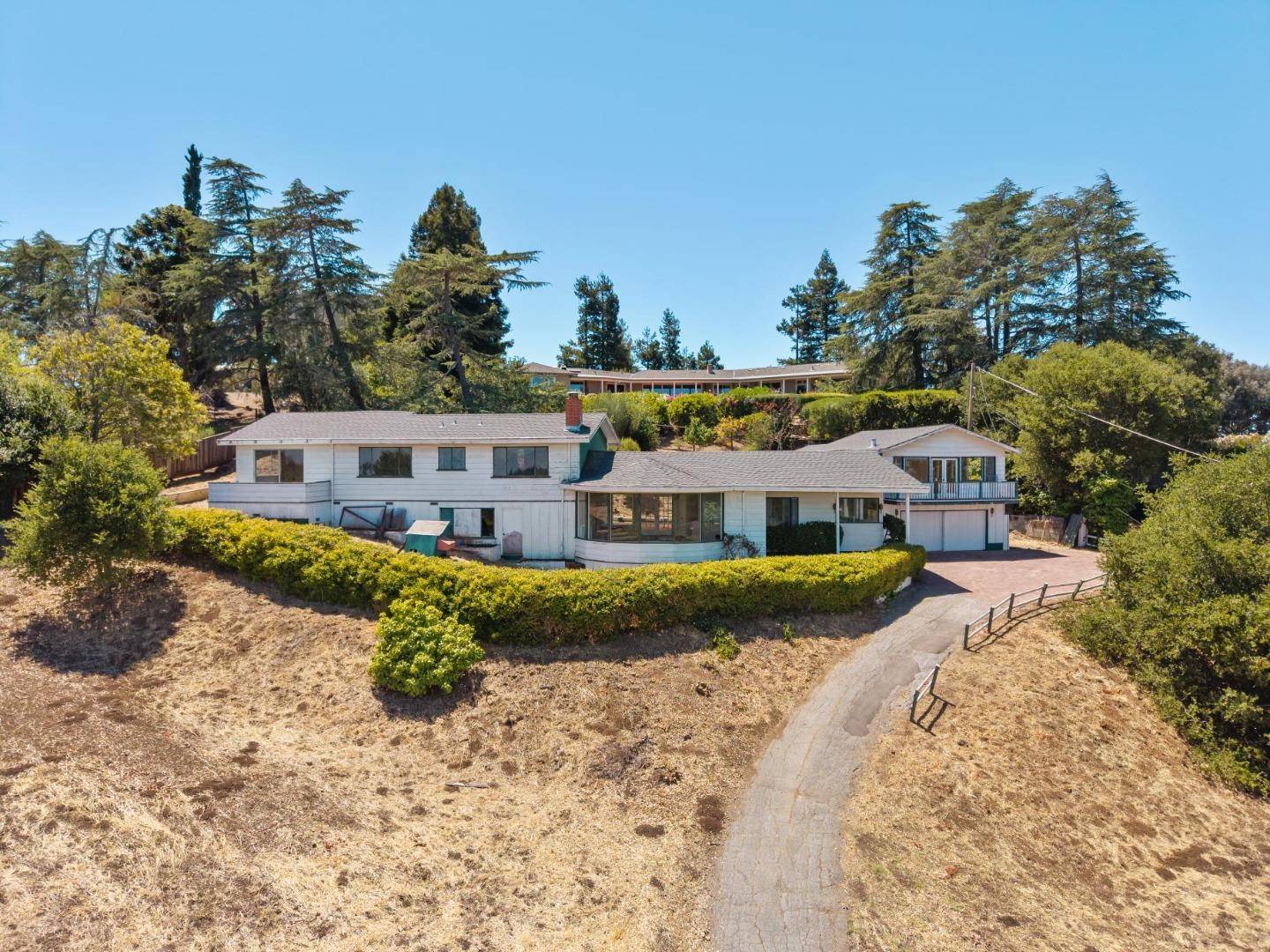 Los Altos Hills, CA 94022,14423 Miranda CT