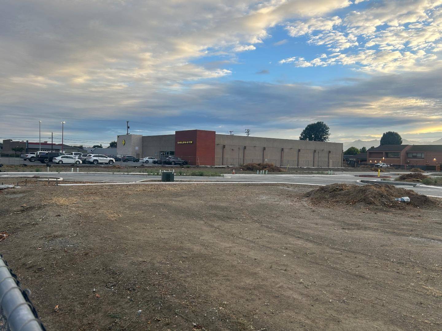 Hollister, CA 95023,1565 Cushman ST