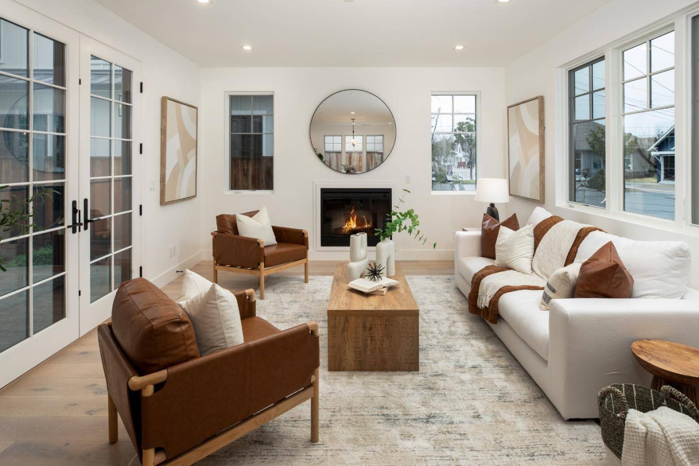 Burlingame, CA 94010,737 Linden AVE