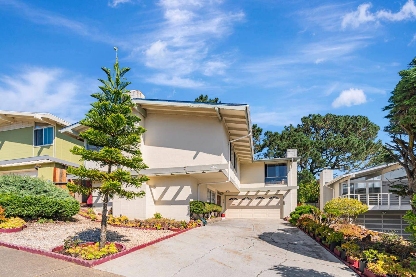South San Francisco, CA 94080,2410 Bantry LN