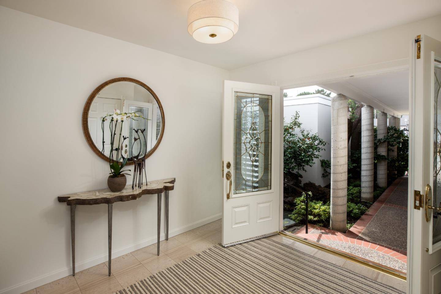 Millbrae, CA 94030,818 Crestview DR