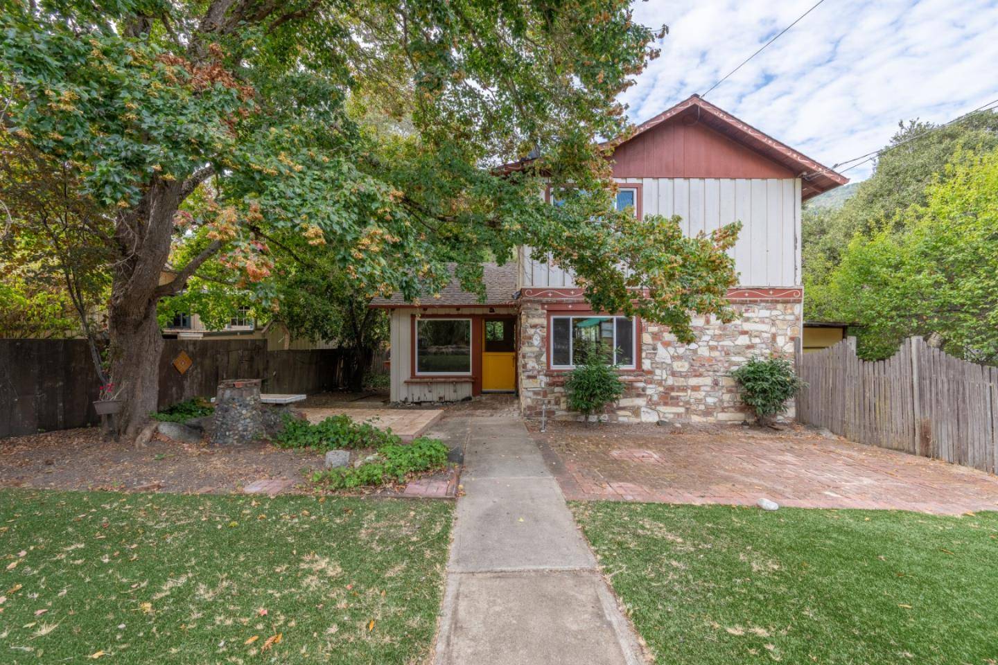 Carmel Valley, CA 93924,16 Paso Cresta