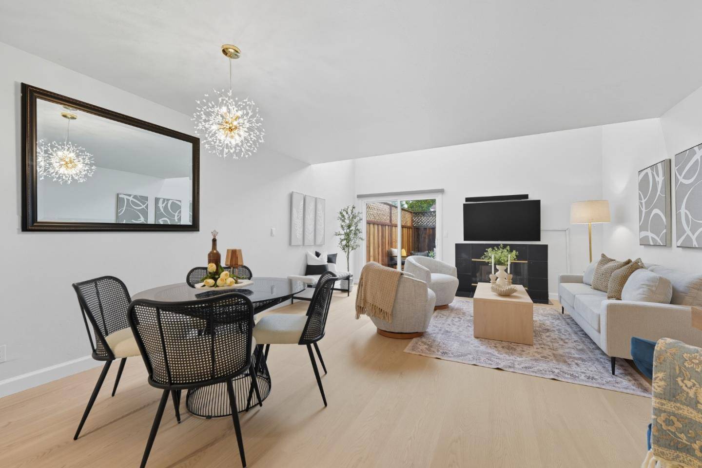 Campbell, CA 95008,101 Redding RD A4