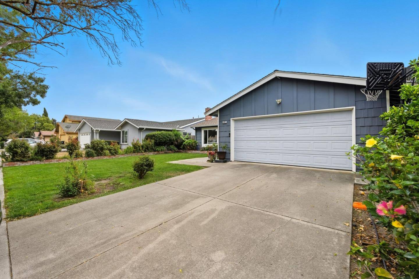 Fremont, CA 94555,33911 Mello WAY