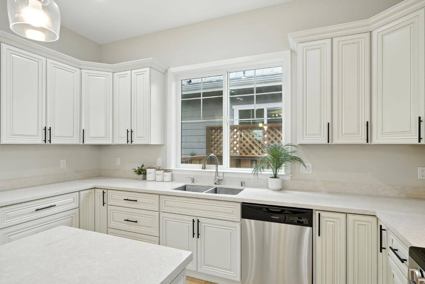 Campbell, CA 95008,1329 Elam AVE