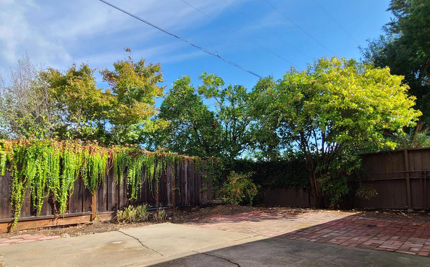 Santa Clara, CA 95051,82 Woodhams RD