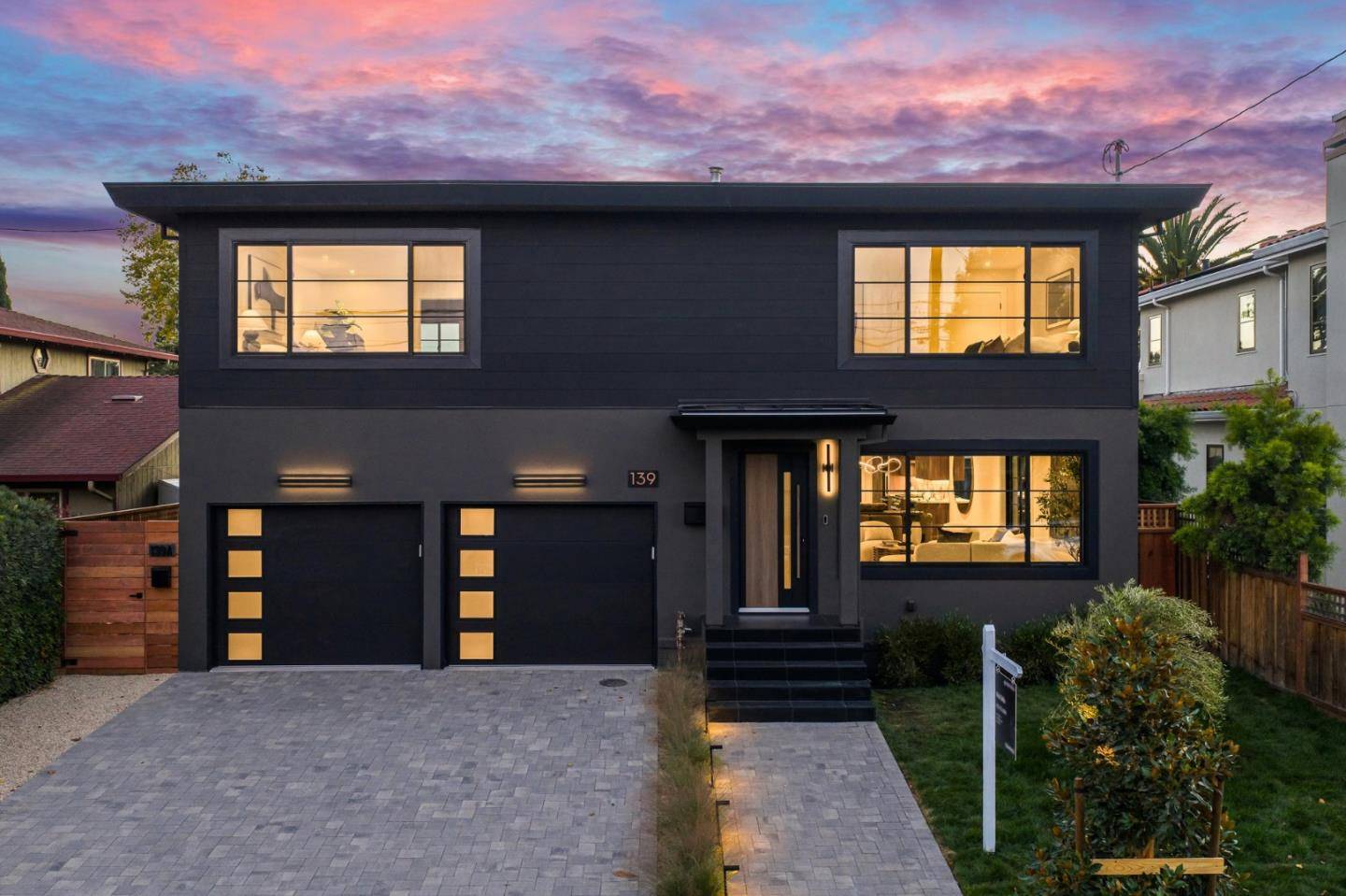 Burlingame, CA 94010,139 Victoria RD