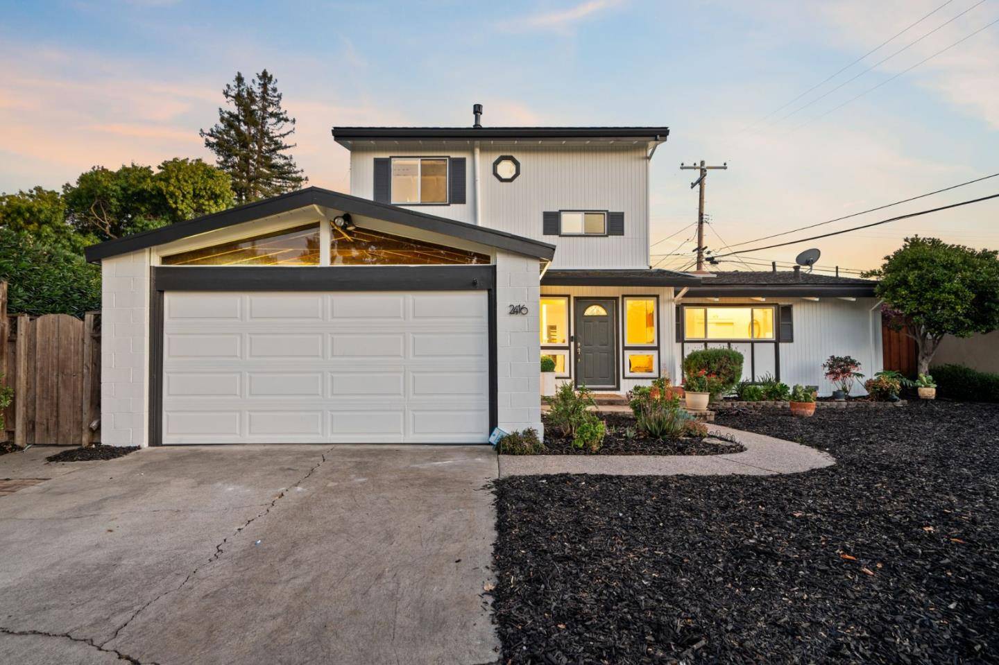 Santa Clara, CA 95050,2416 Johnson PL
