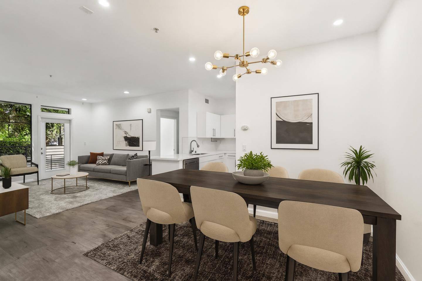 San Jose, CA 95112,1060 S 3rd ST 129