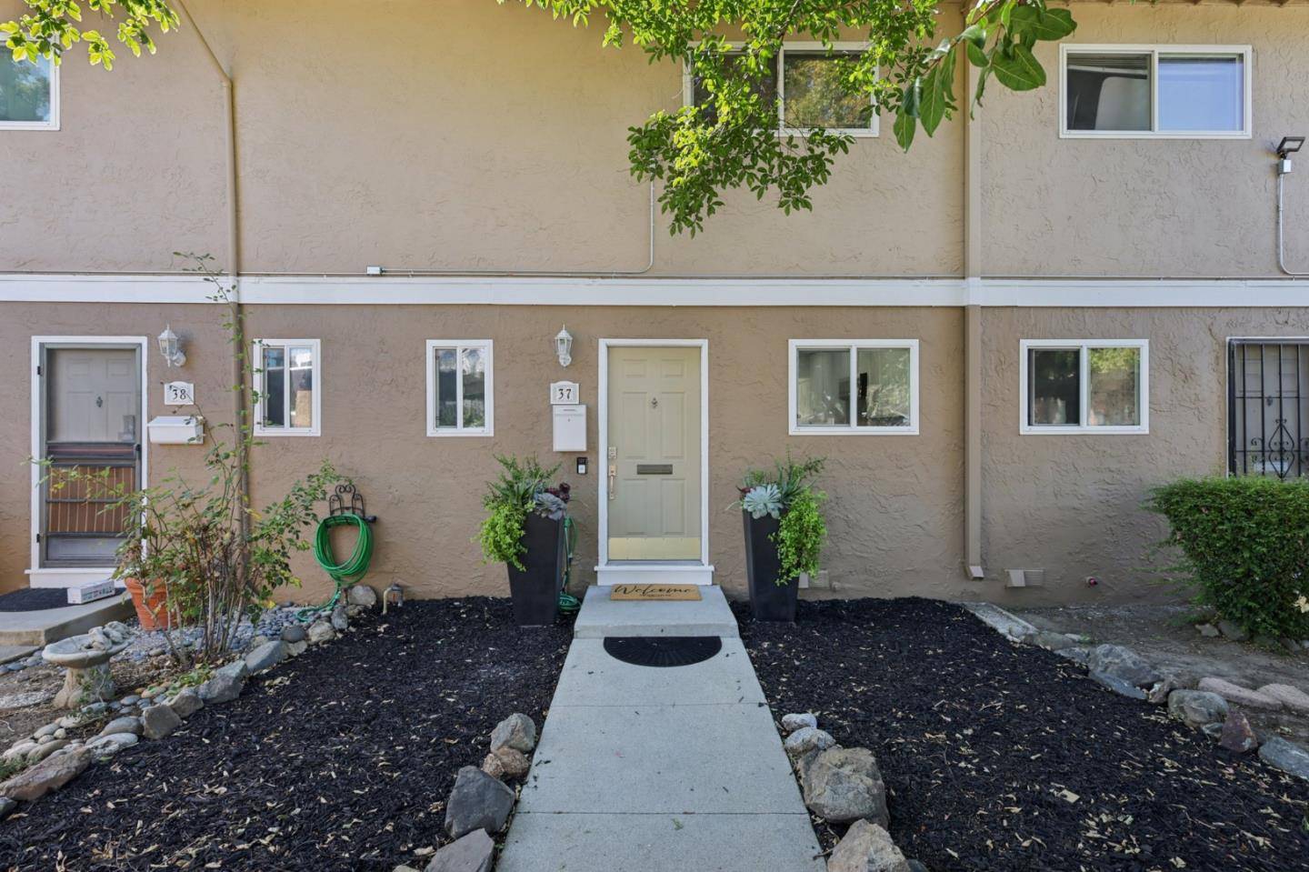 Santa Clara, CA 95051,834 Quince AVE 37