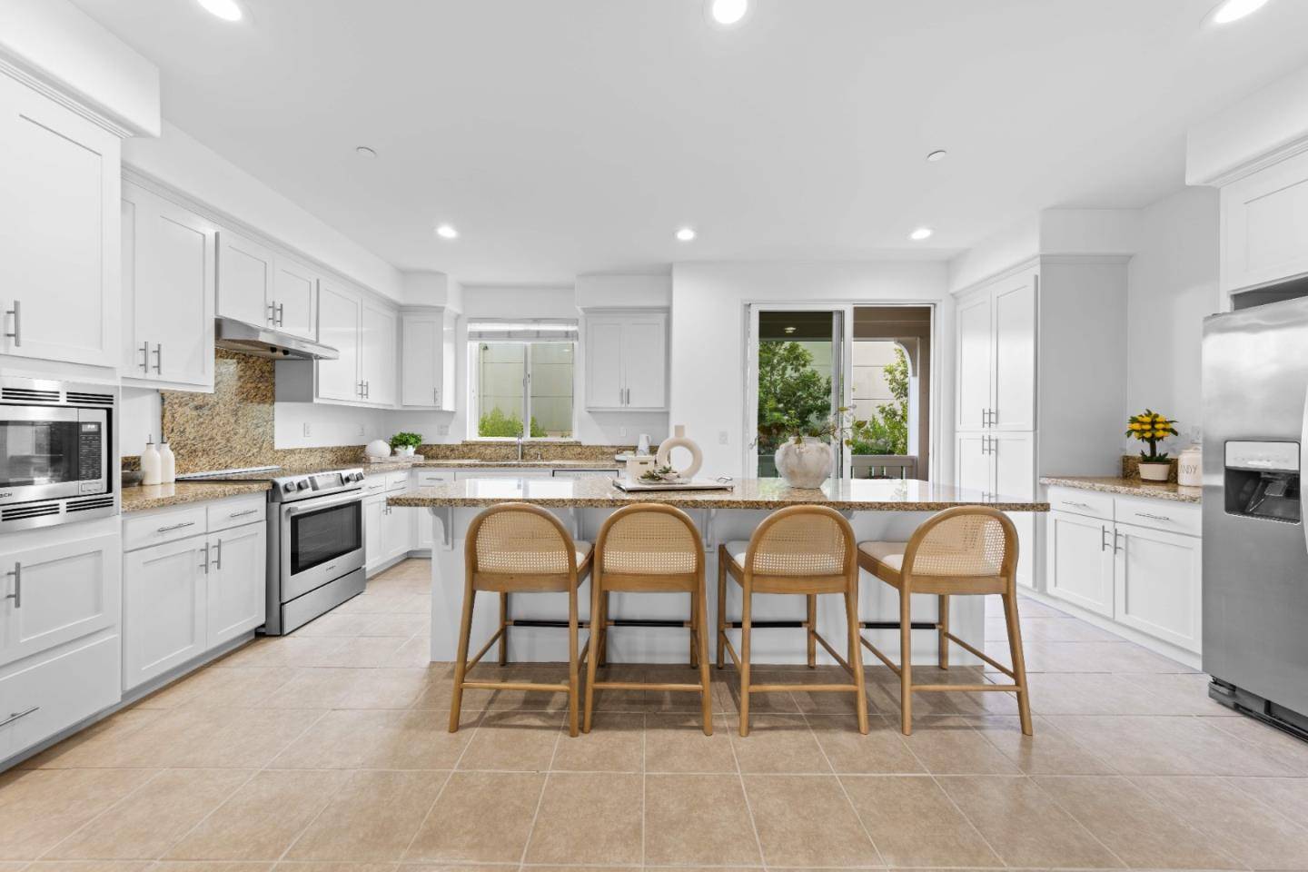 Mountain View, CA 94043,856 Sycamore LOOP