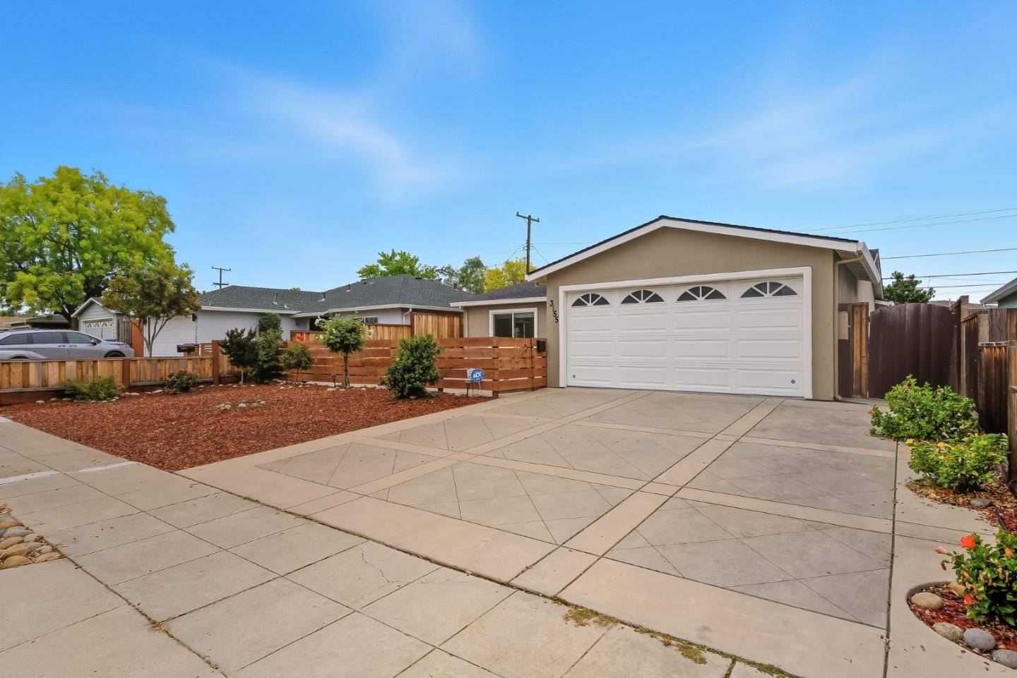 San Jose, CA 95124,3155 Franela DR