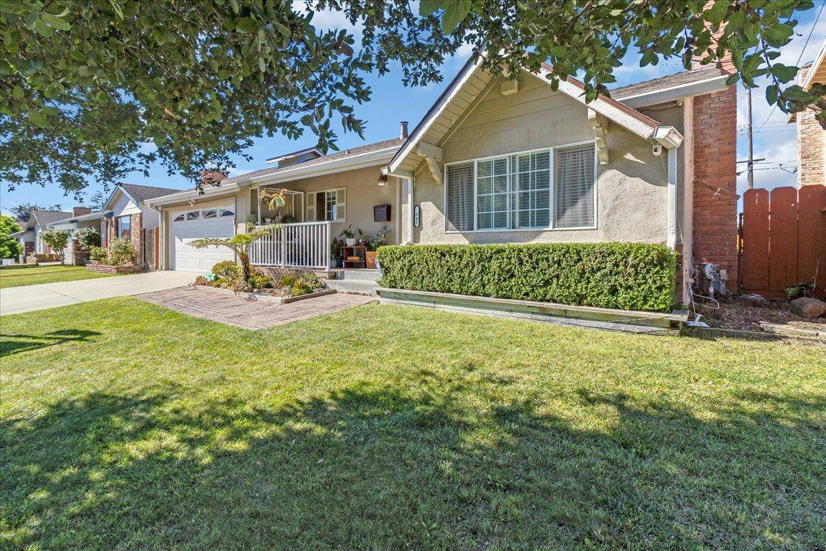 Salinas, CA 93906,1043 Heather DR