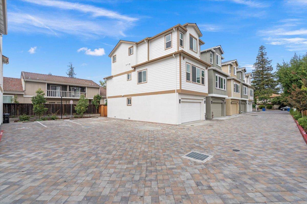 Campbell, CA 95008,186 Rincon AVE