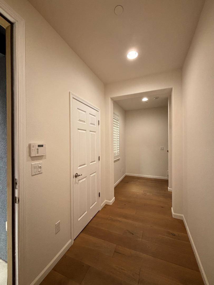 Milpitas, CA 95035,1568 Canal ST