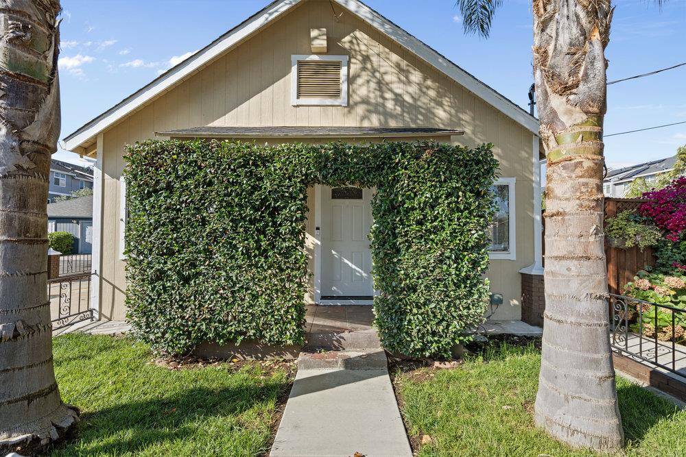 Gilroy, CA 95020,7621 Forest ST