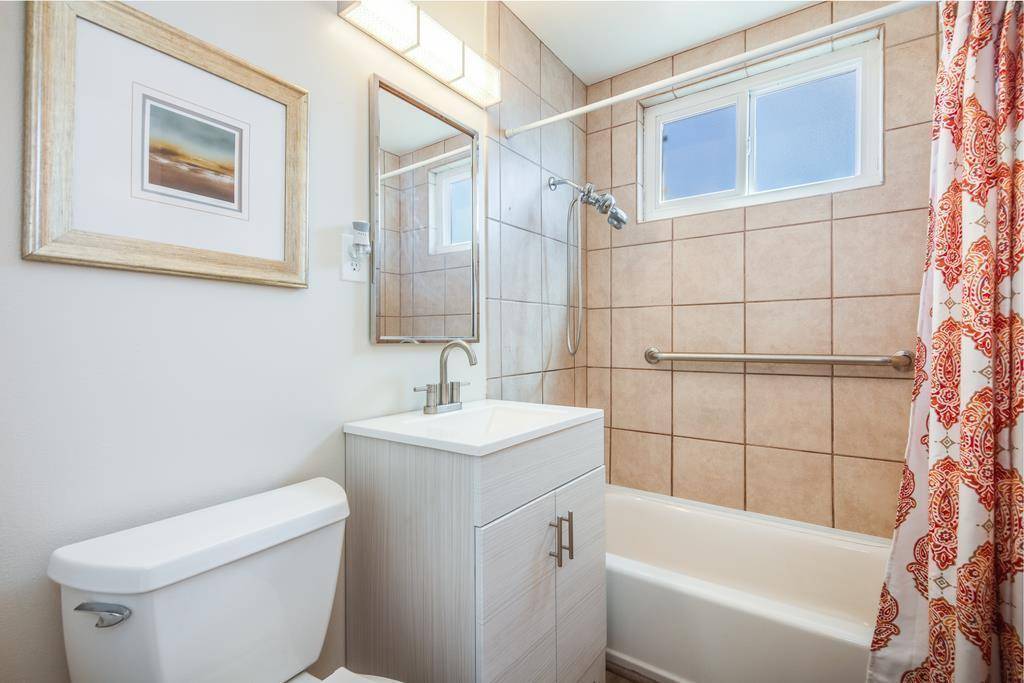 Pacifica, CA 94044,657 Hickey BLVD