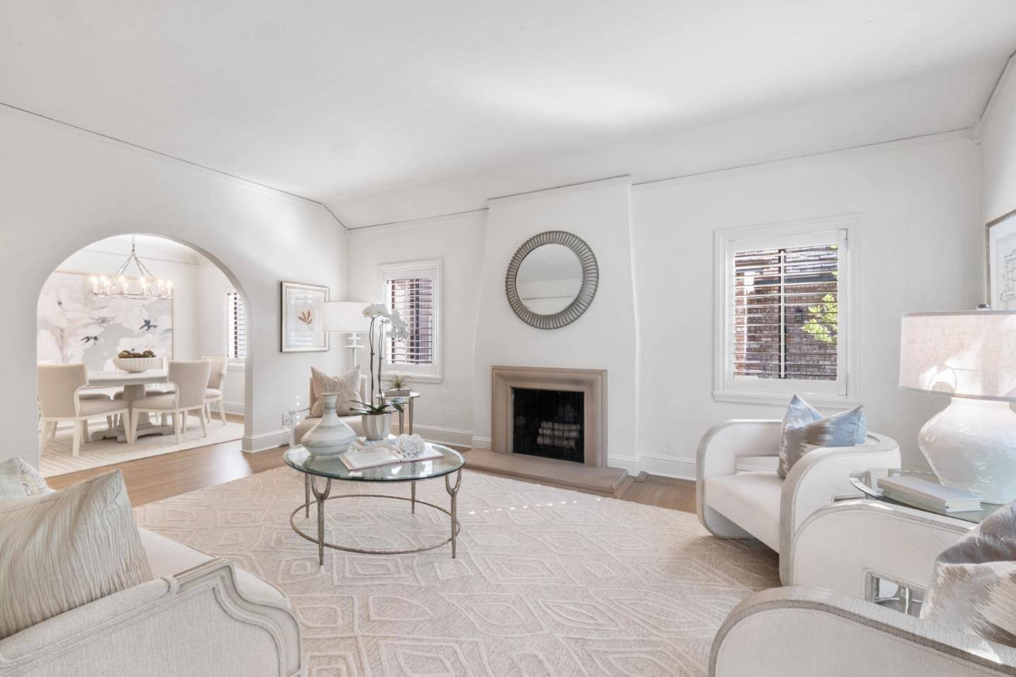 Burlingame, CA 94010,1568 Columbus AVE