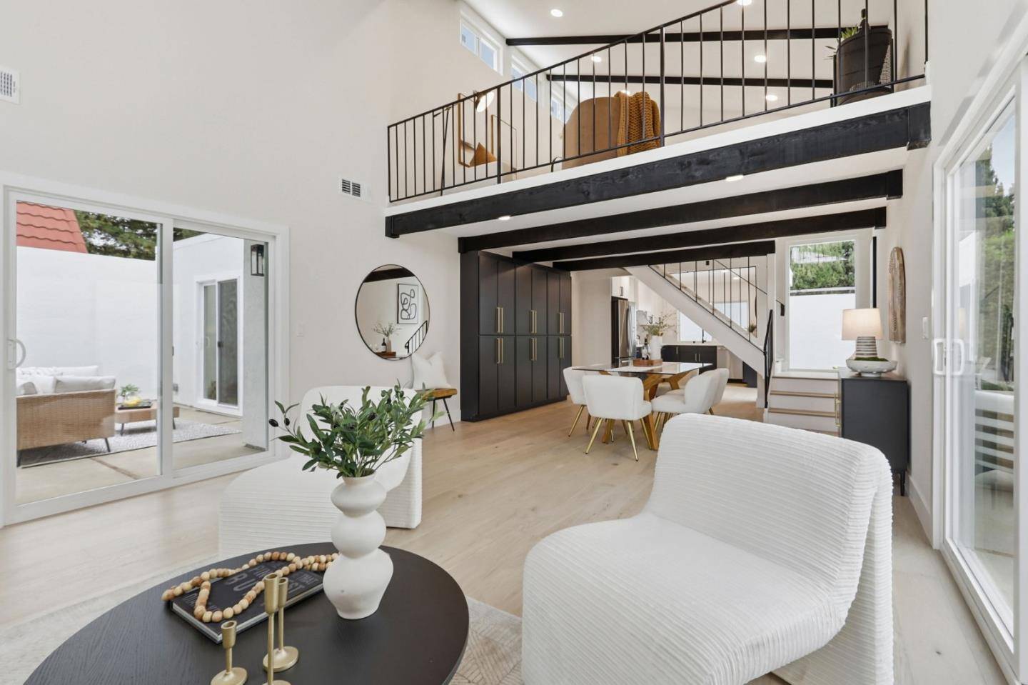 Sunnyvale, CA 94087,543 Cashmere CT