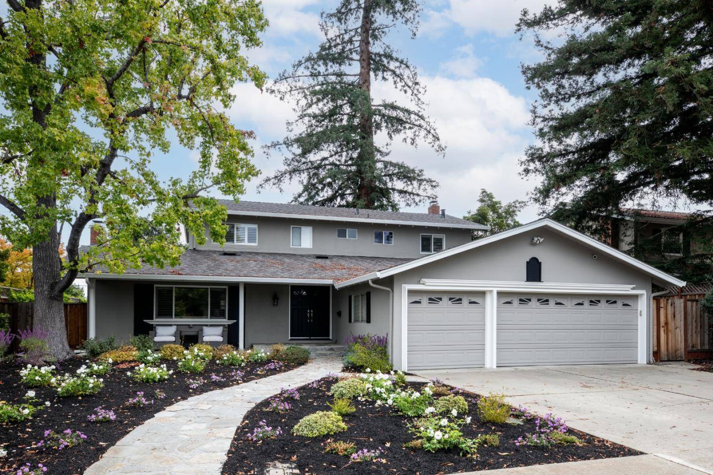 Mountain View, CA 94040,2721 Fairbrook DR