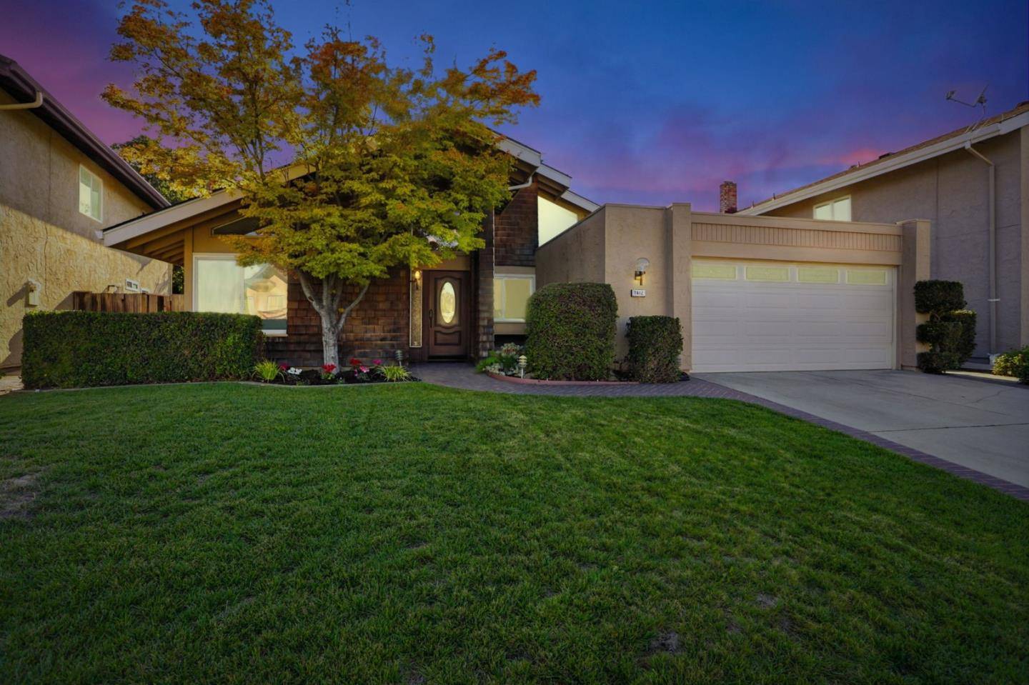 Cupertino, CA 95014,7612 Elderwood CT