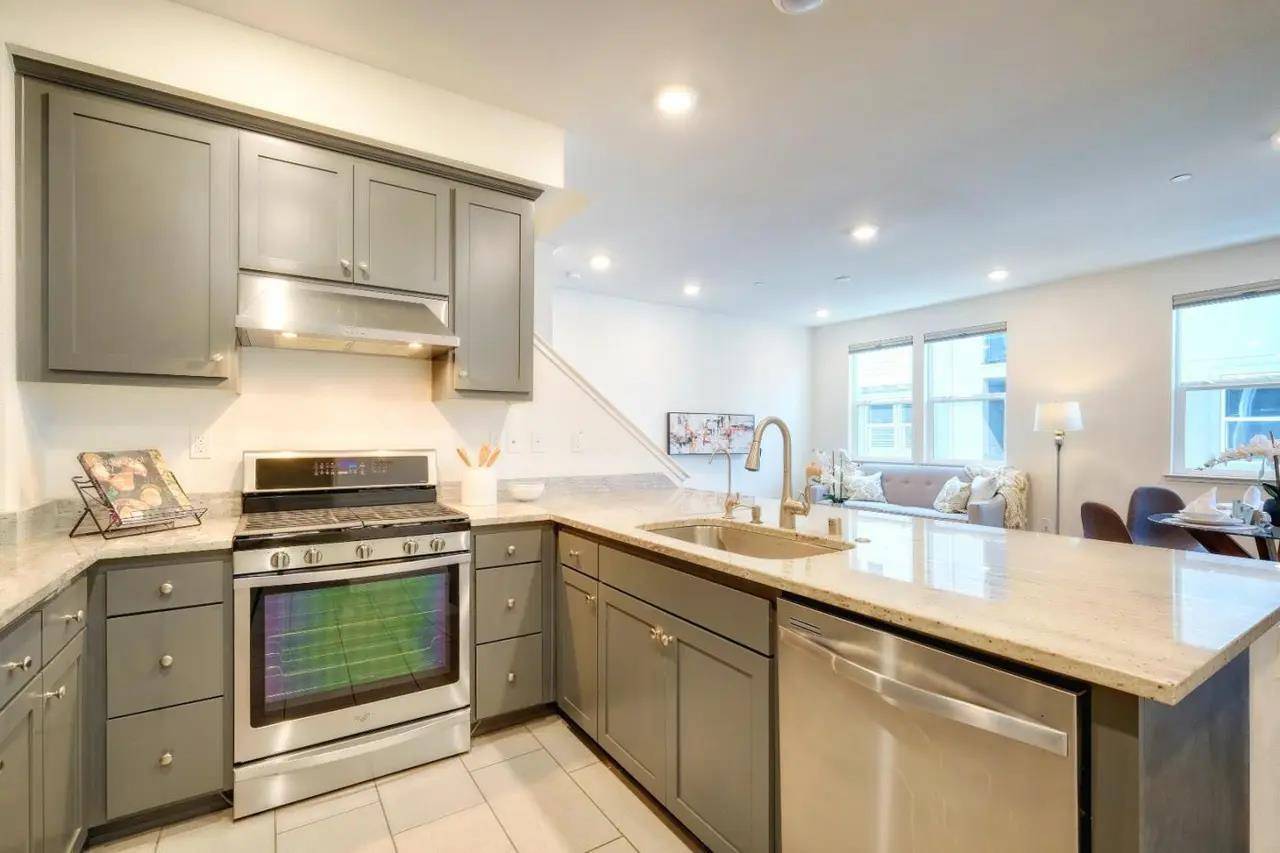 San Jose, CA 95133,1878 Slate PL