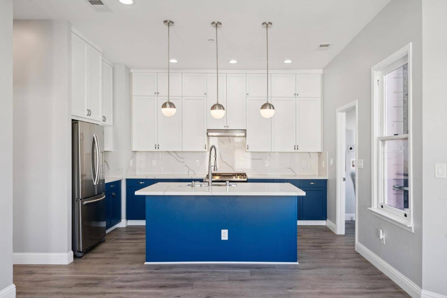 San Francisco, CA 94110,3002 26th ST