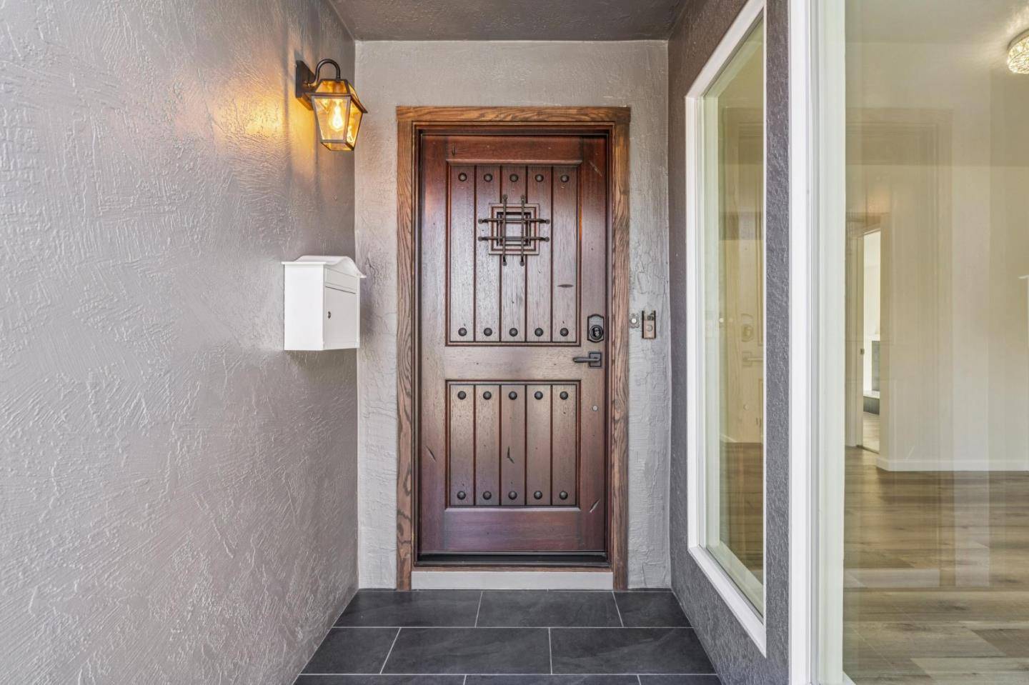 Foster City, CA 94404,700 Gull AVE