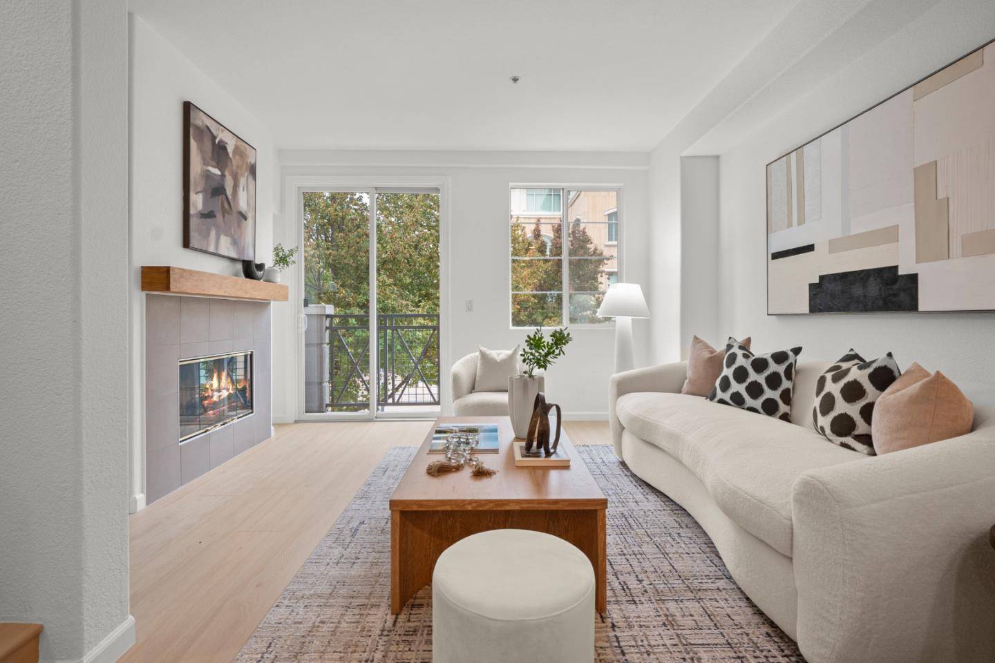 Hayward, CA 94541,728 City Walk PL 4