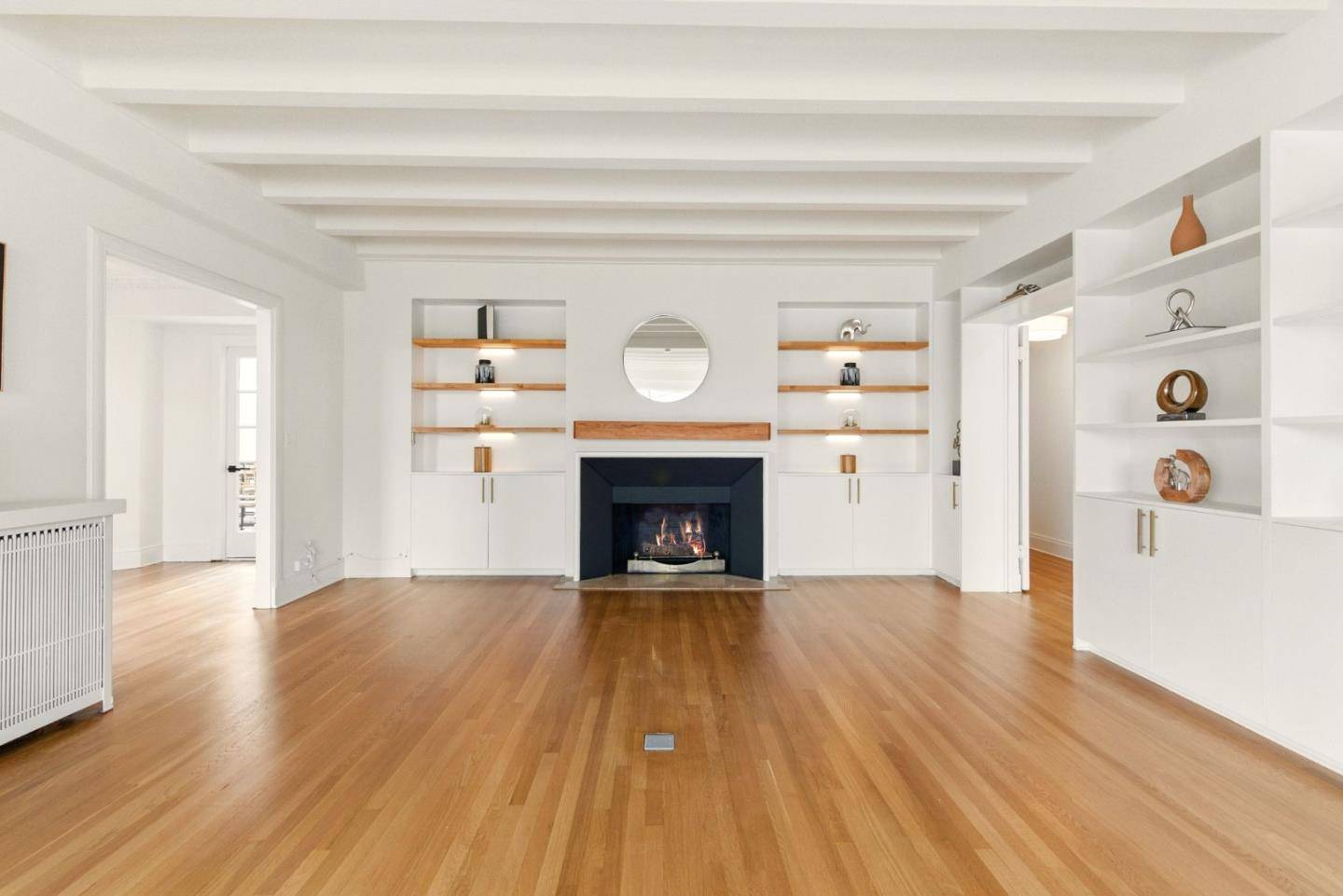 Oakland, CA 94612,244 Lakeside 202