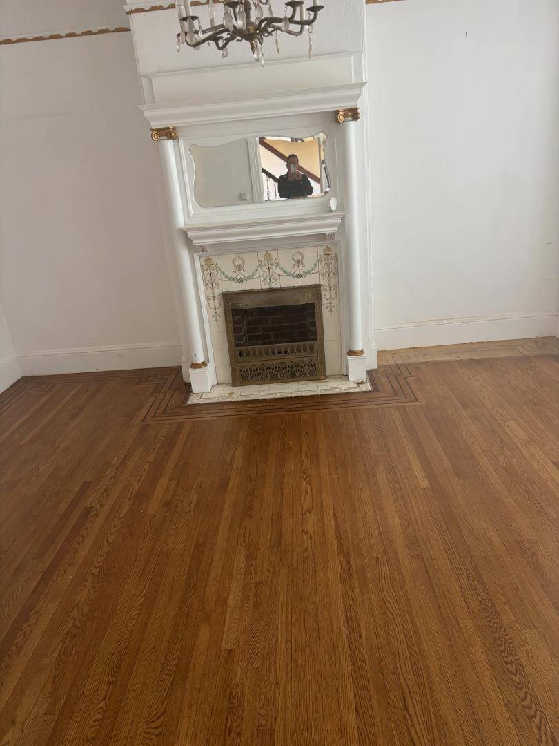 San Francisco, CA 94124,1661 Palou AVE