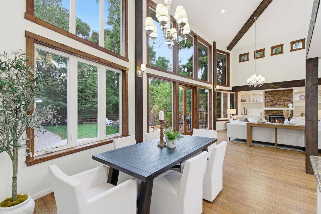 San Carlos, CA 94070,2250 Carmelita DR