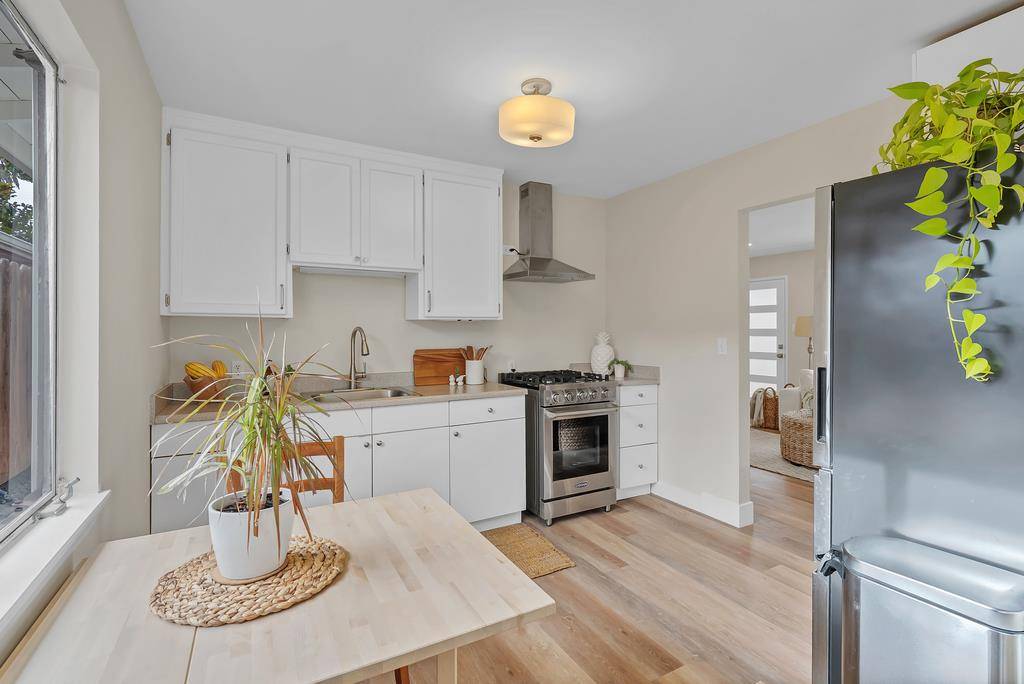 Aptos, CA 95003,130 Hainline RD