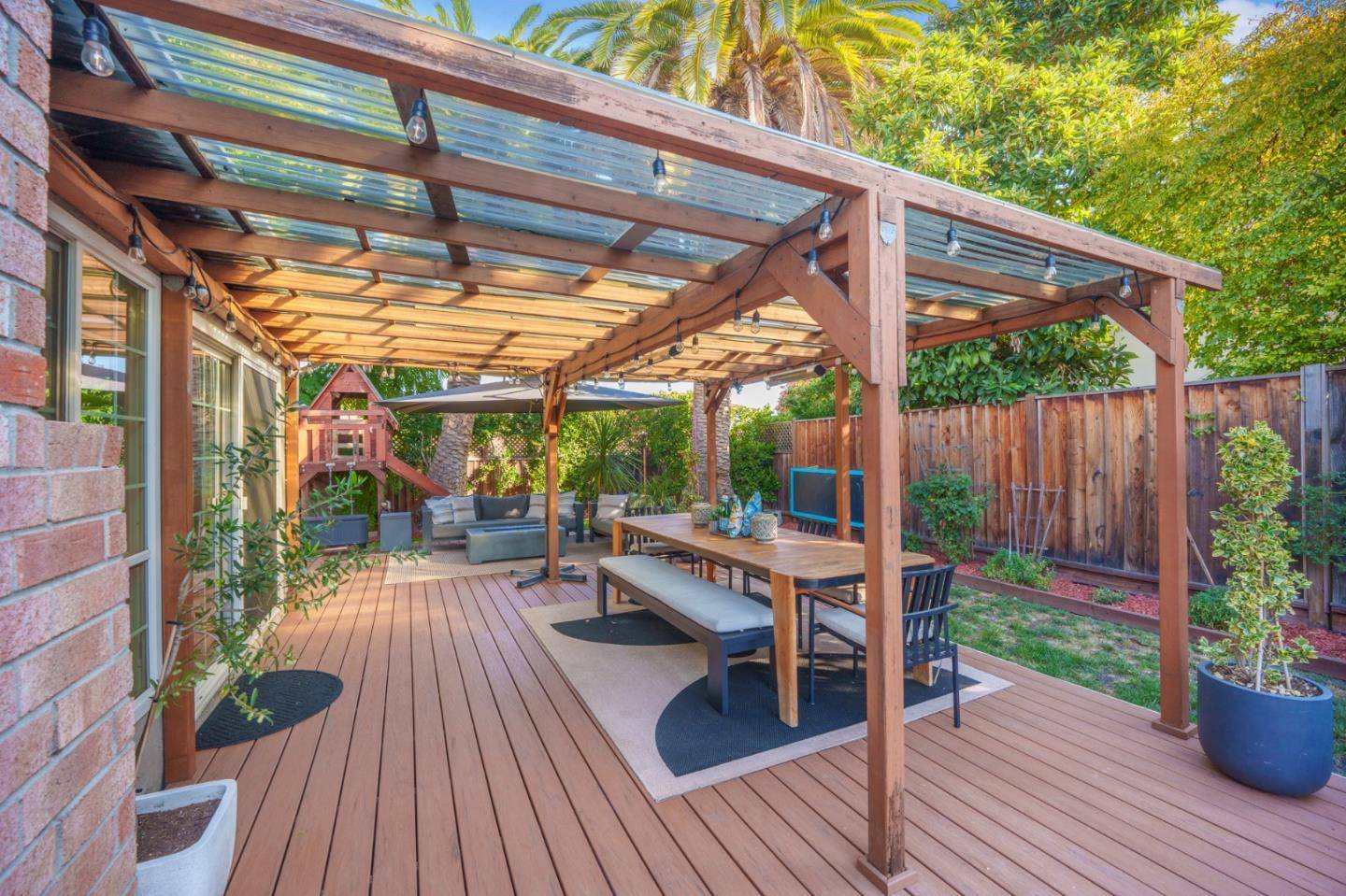 San Jose, CA 95123,5510 Dunsburry WAY