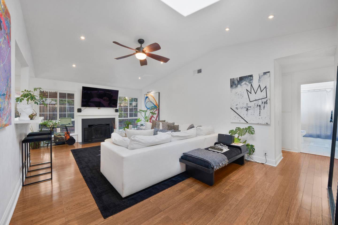 San Jose, CA 95123,5510 Dunsburry WAY