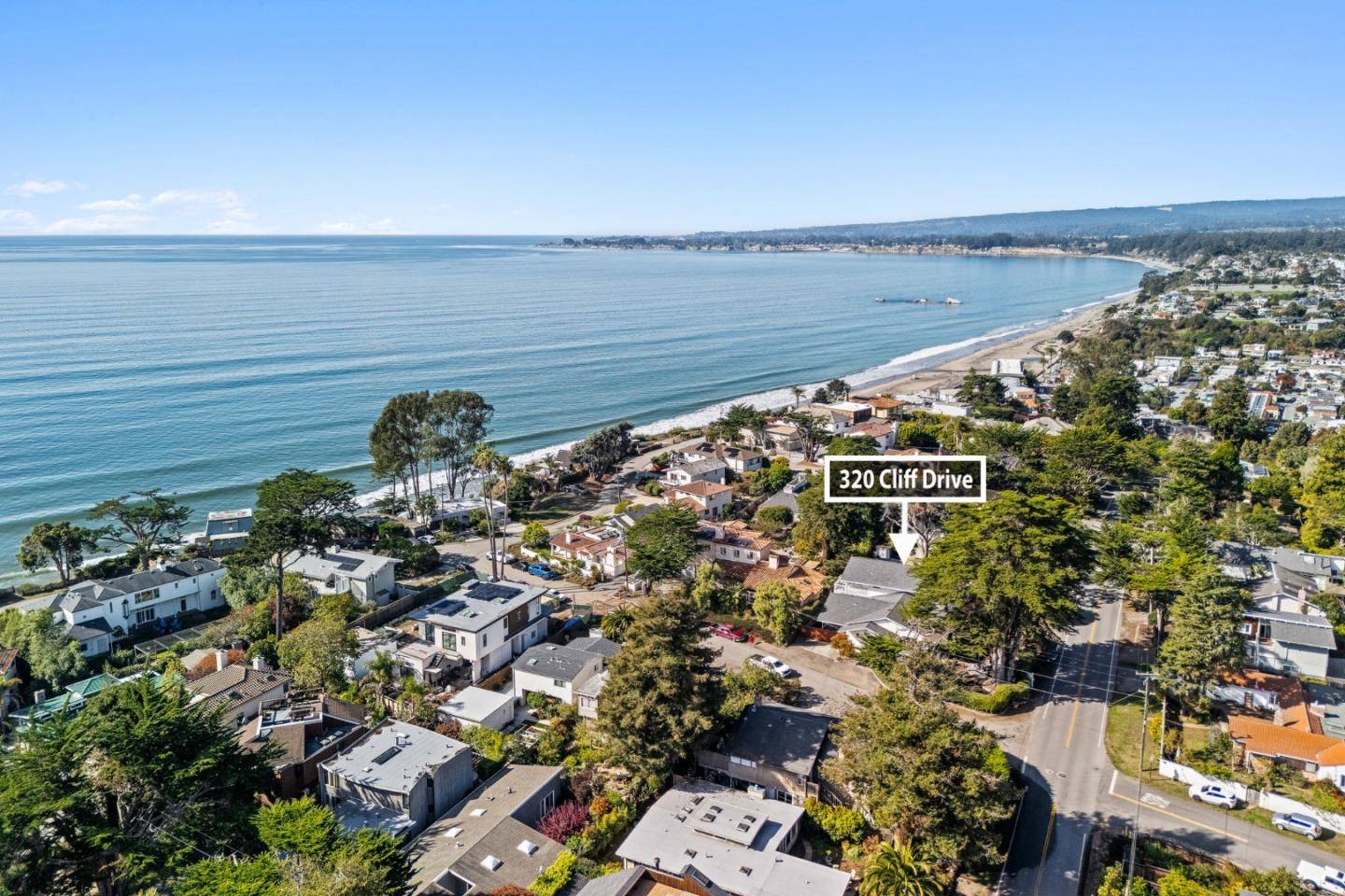 Aptos, CA 95003,320 Cliff DR