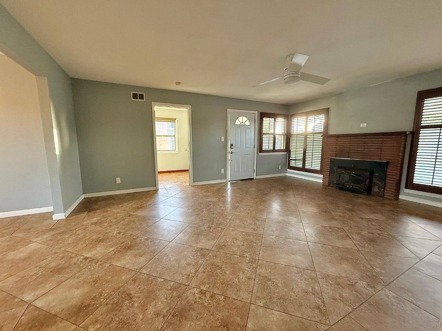 King City, CA 93930,214 Carlson ST