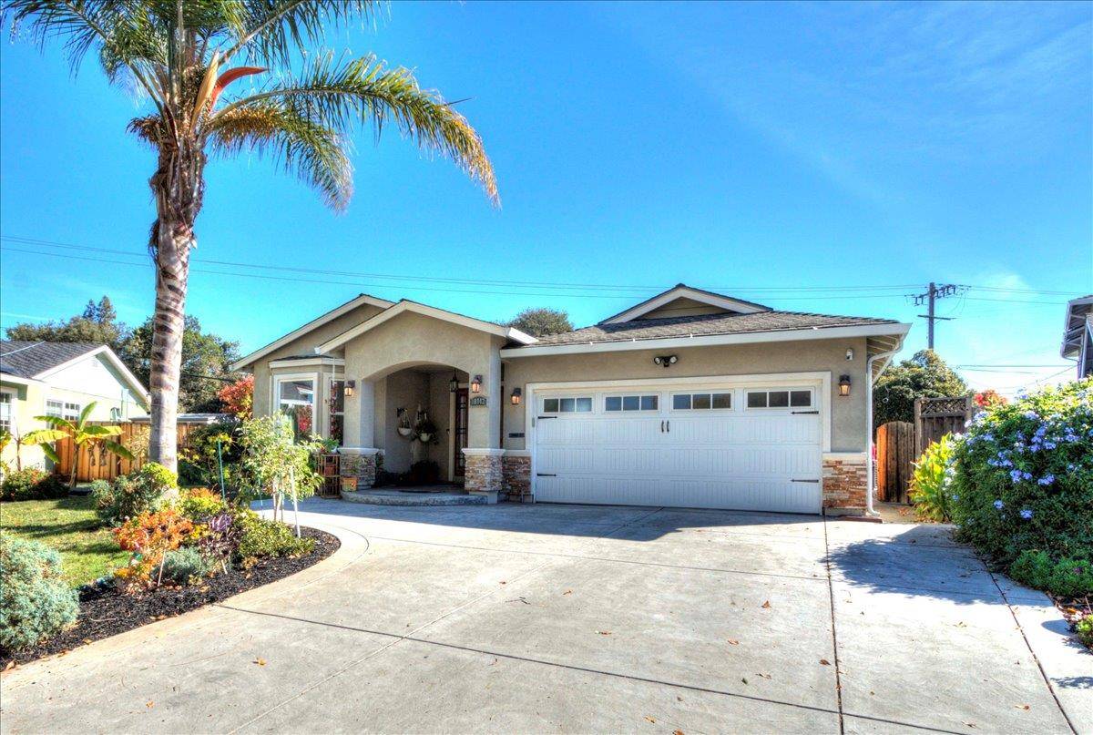 Cupertino, CA 95014,10842 E Estates DR