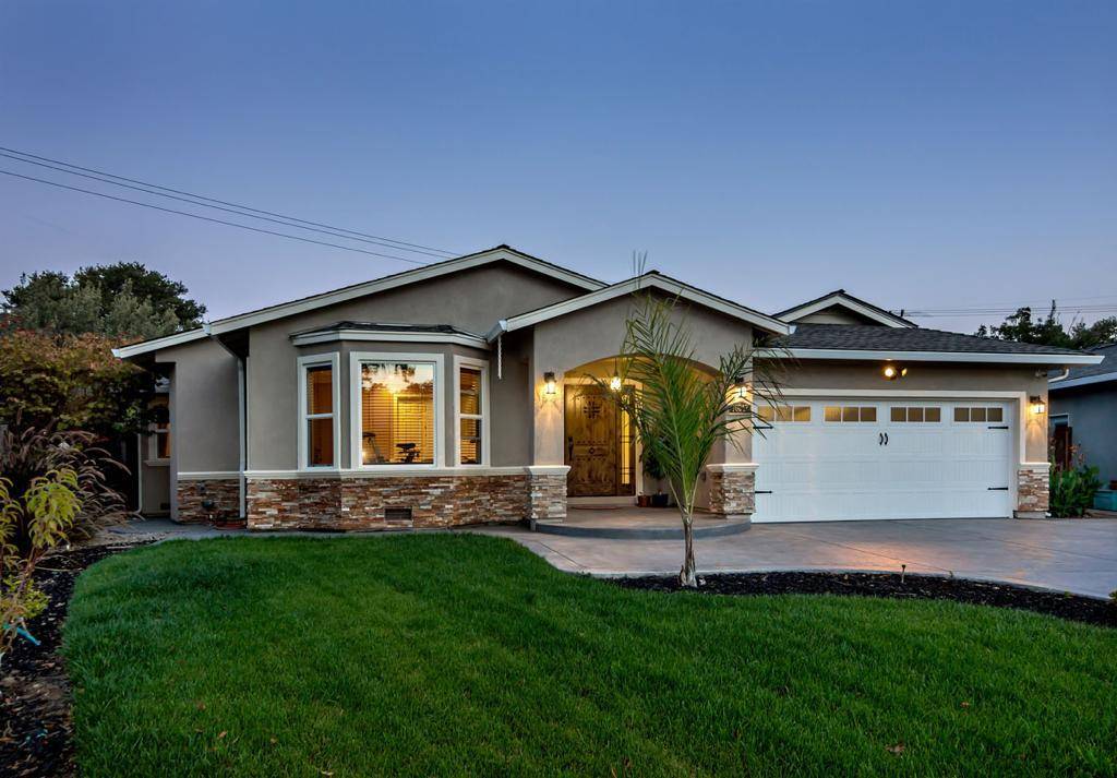 Cupertino, CA 95014,10842 E Estates DR